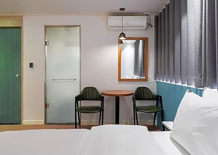 Jamsil Noblestay 2* Seoul